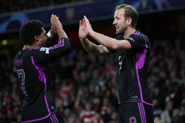 1712706640835071689.jpg 2144477627-612x612.jpg